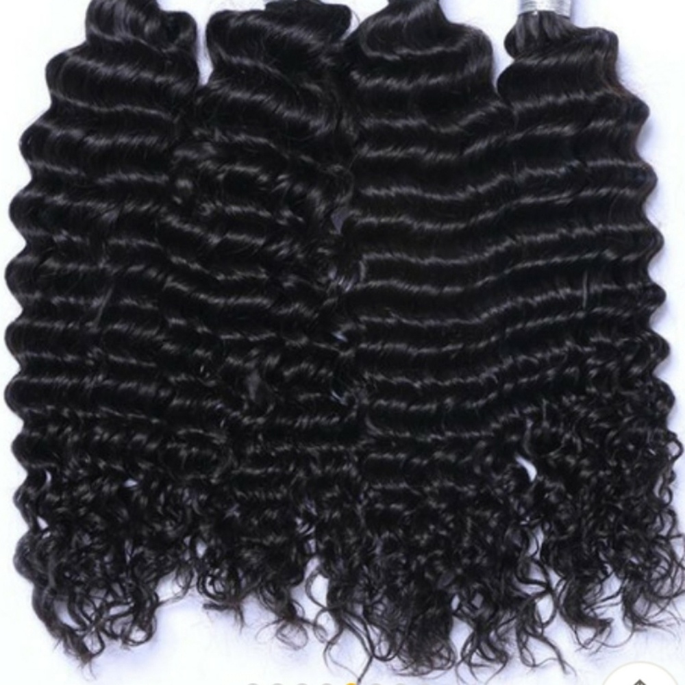 Natural color, Peruvian curly hair bundles